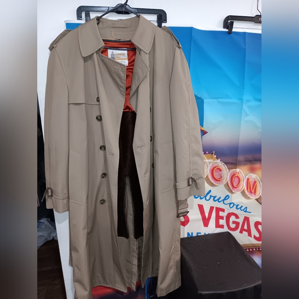 London Fog Men's trench Coat